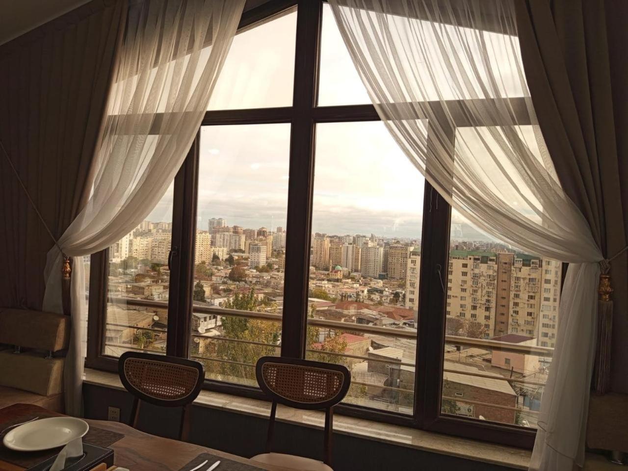Royal Meridien Hotel Баку Экстерьер фото