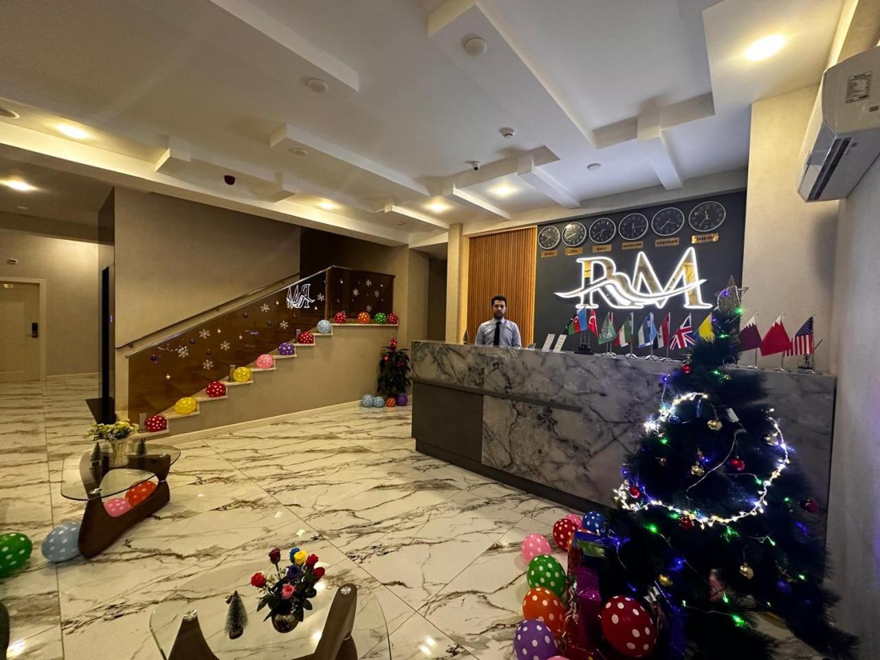 Royal Meridien Hotel Баку Экстерьер фото