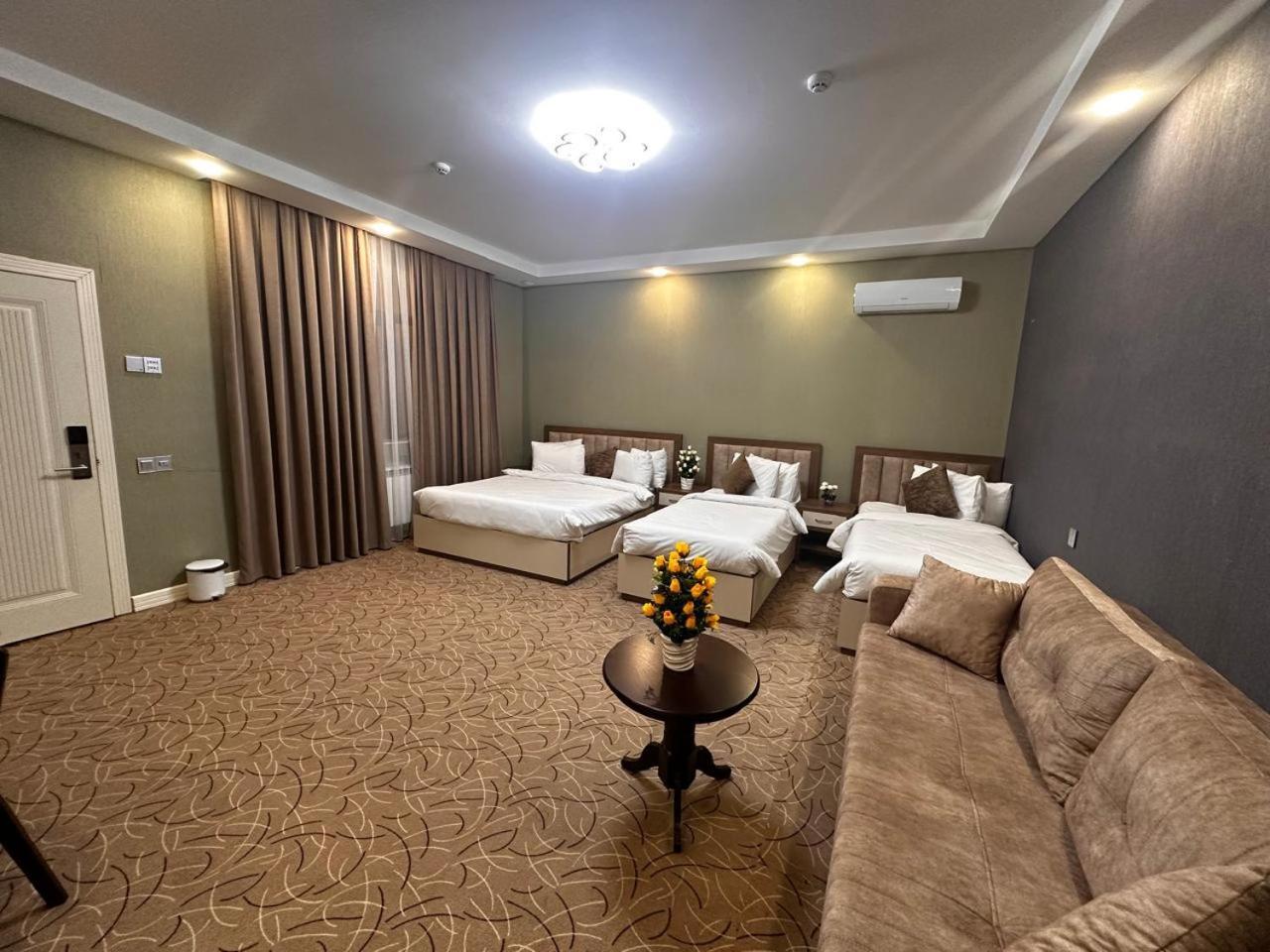 Royal Meridien Hotel Баку Экстерьер фото