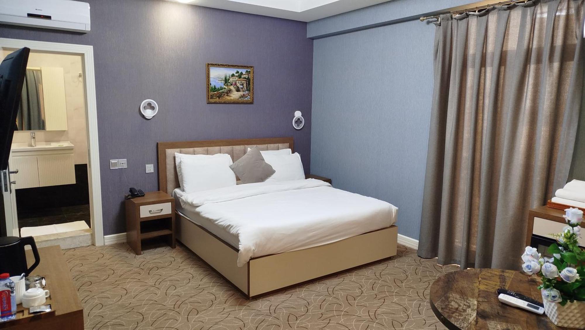 Royal Meridien Hotel Баку Экстерьер фото